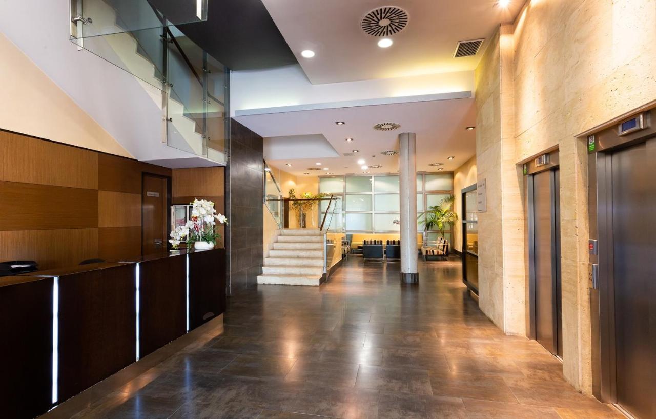 Hotel Las Artes Pinto Dış mekan fotoğraf